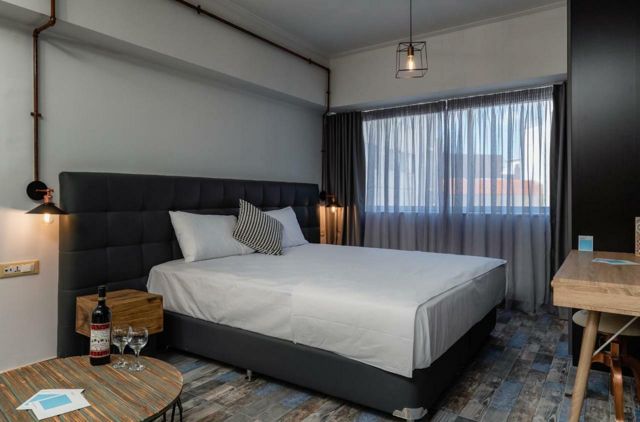 Superb Industrial Style Lodge Heart Of Athens Atenas Exterior foto
