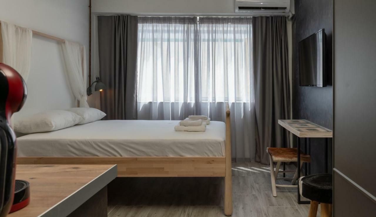 Superb Industrial Style Lodge Heart Of Athens Atenas Exterior foto