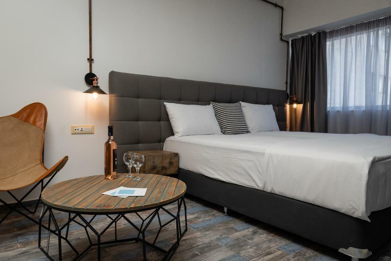Superb Industrial Style Lodge Heart Of Athens Atenas Exterior foto